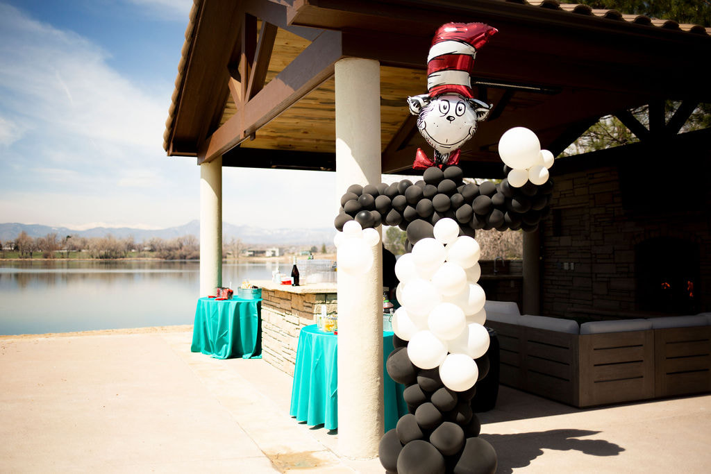 12 ft Cat in the Hat Balloon animal