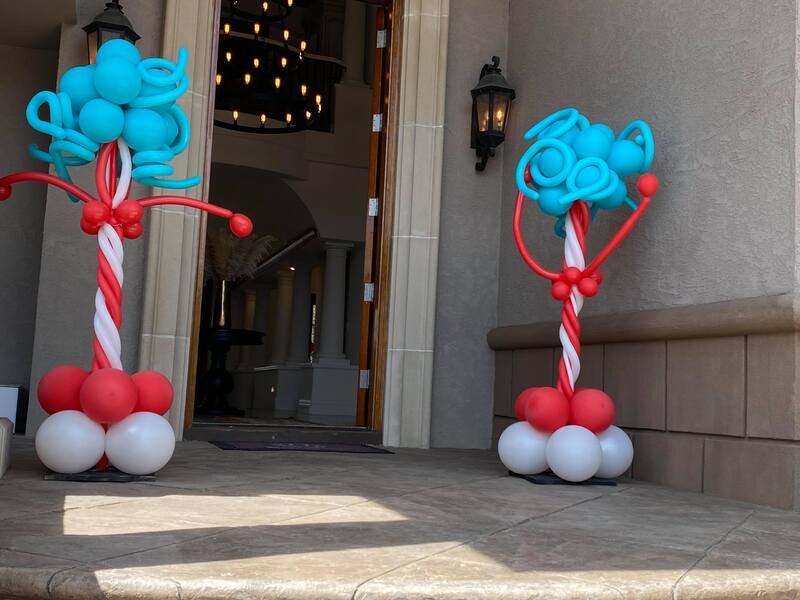 Thing 1 and Thing 2 Balloon Decor