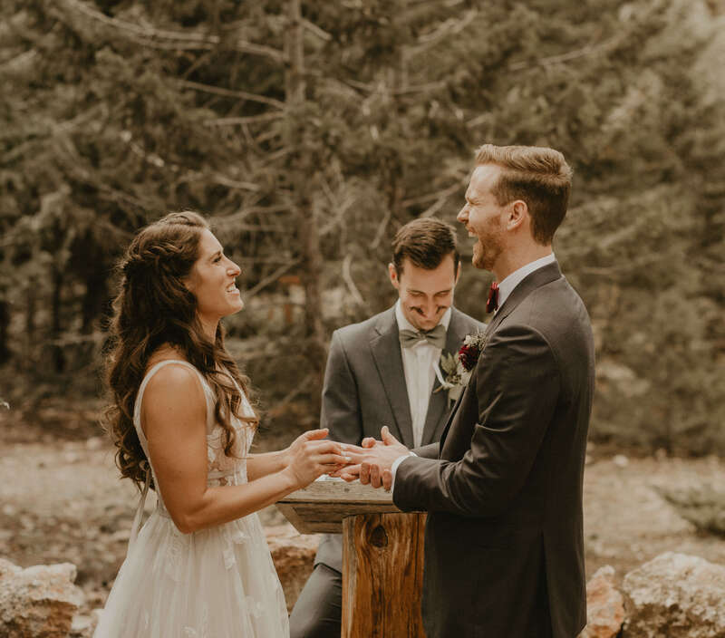 Outdoor wedding ceremony at Colorado Mountain Ranch